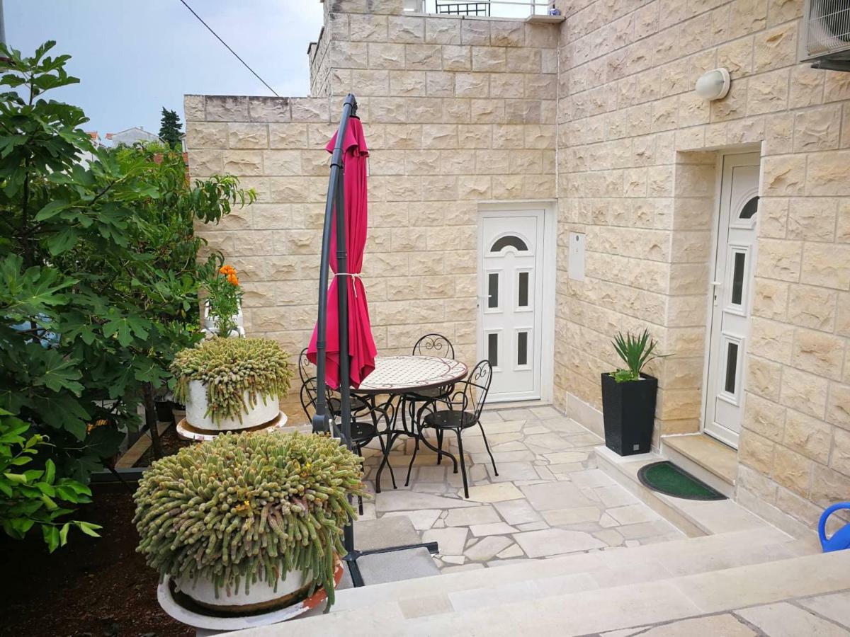 Villa Casablanca Supetar Exterior foto